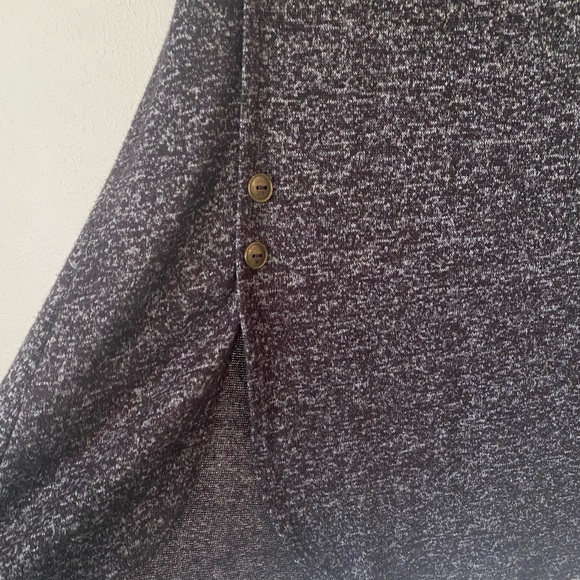 Blouse - Picture 3 of 5